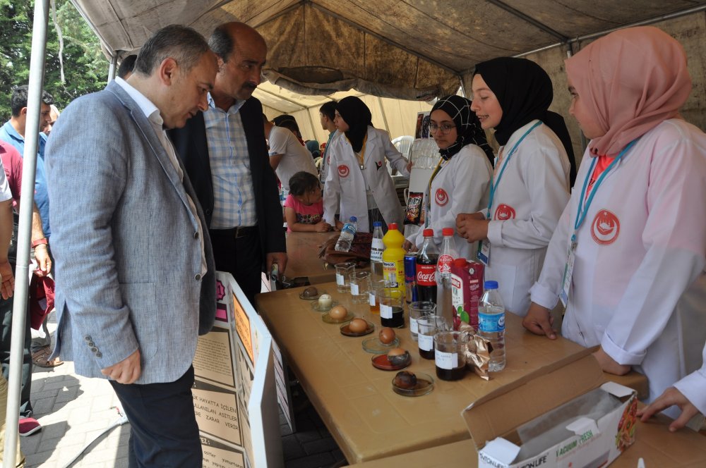 Terme’deki TÜBİTAK Bilim Fuarı’nda yumurtalar dikkat çekti