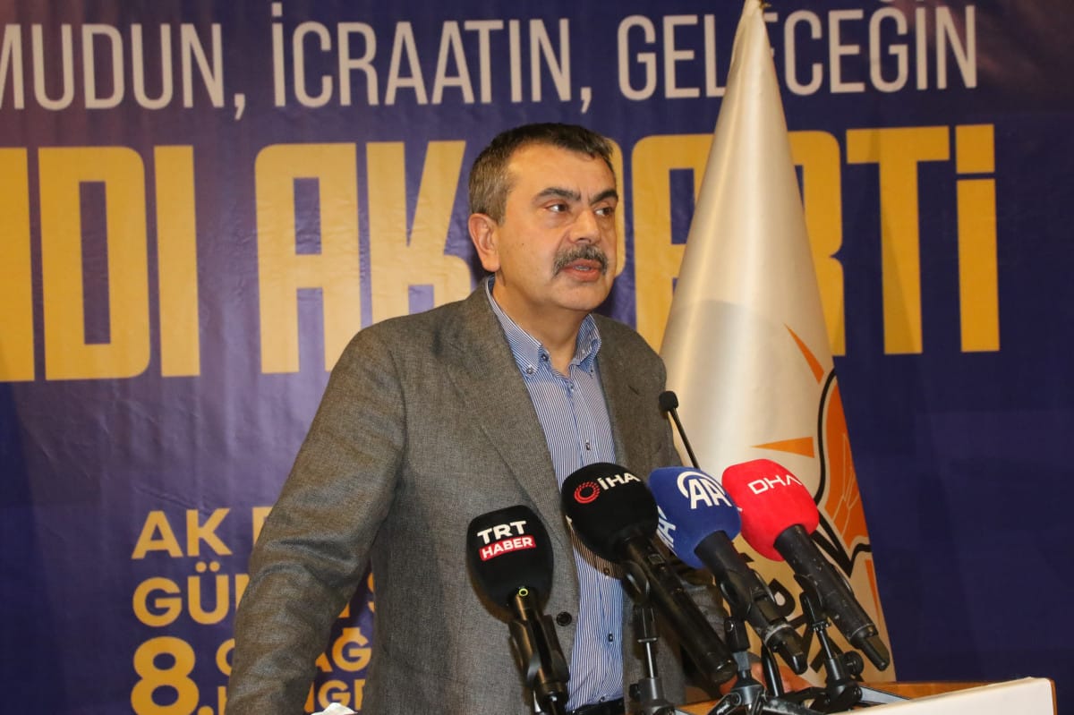 Milli Eğitim Bakanı Yusuf Tekin’e tepkiler dinmiyor! CHP suç duyurusunda bulundu