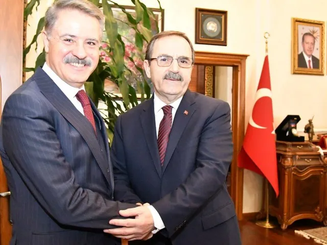 ‘CHP’li Brutus’ Turgay Özçelik’in Cemil Deveci ve Gülay Deveci planı