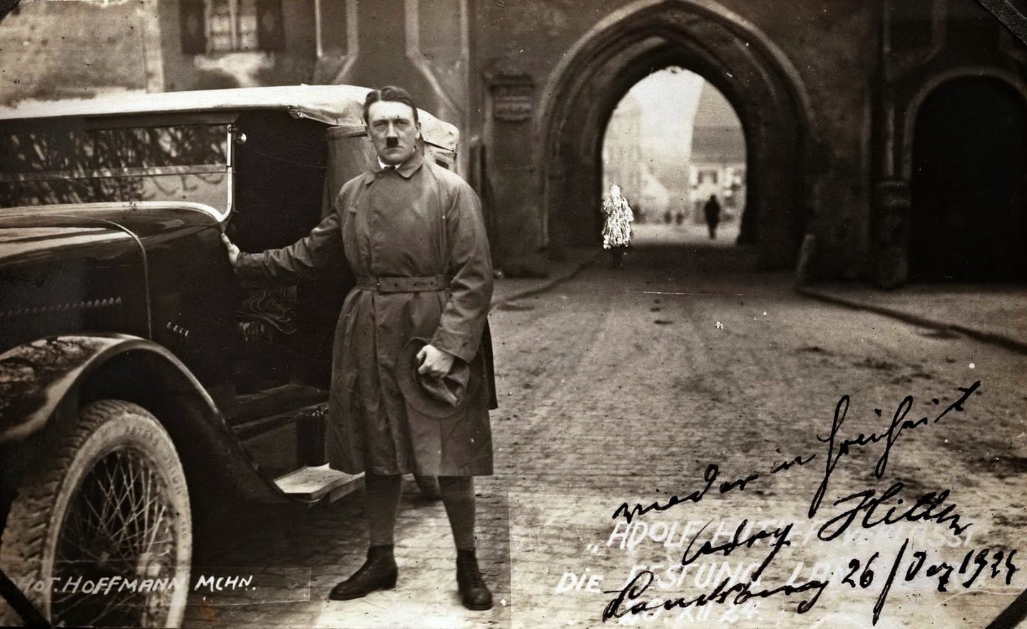 Hitler Cezaevi Cikisi Mercedes