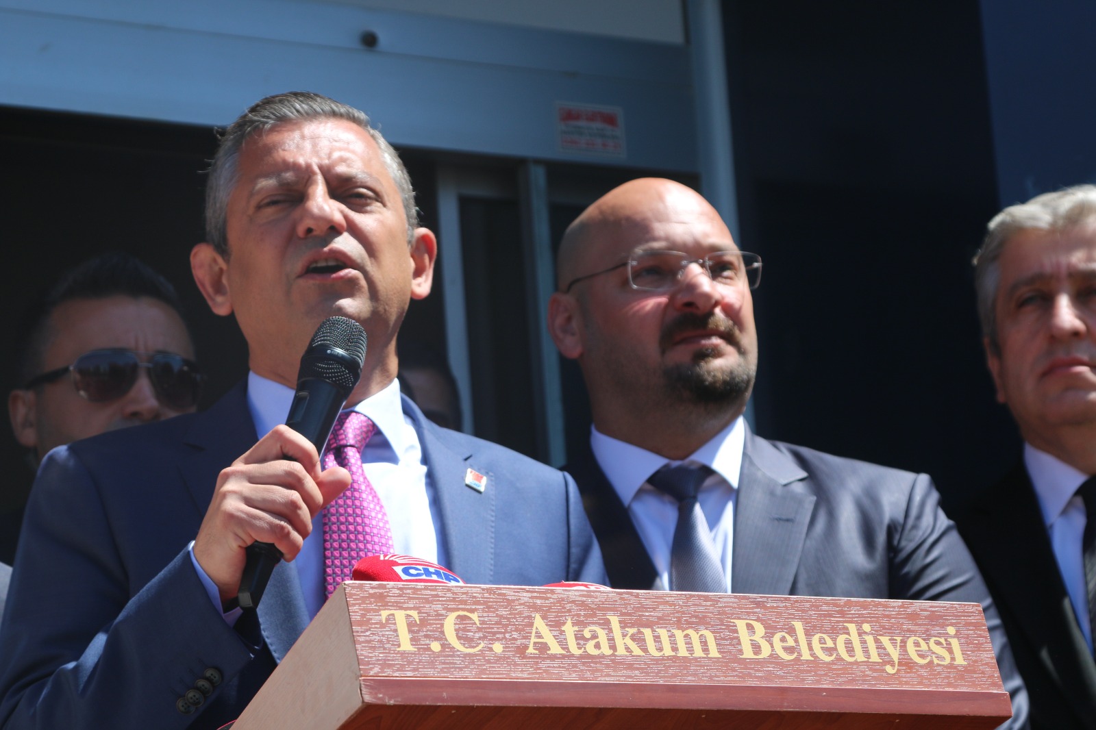 Ozgur Ozel Serhat Turkel