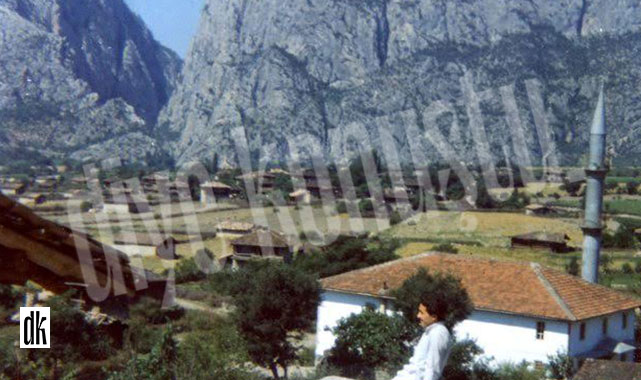 Samsun'da tarihi mahalleler Şahinkaya Kanyonu'nun altında kaldı... Mezar kalıntıları bulundu...