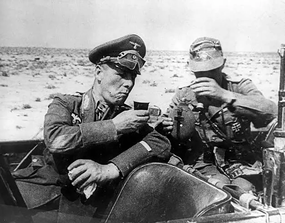 Bu başarı, Hitler yönetimi tarafından büyük bir propaganda fırsatı olarak kullanıldı.

Rommel, 50 yaşından önce mareşalliğe yükseltilerek Alman ordusunun en genç mareşallerinden biri oldu.