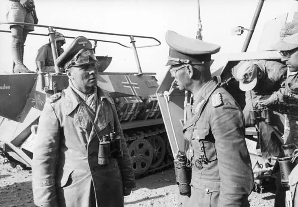 Aynı yıl Hitler'e yönelik başarısız suikast girişiminin ardından Rommel'in adı da soruşturmalarda geçti.

Nazi yönetimiyle ilişkisi tartışmalı hale gelen Rommel, Ekim 1944'te hayatını kaybetti.