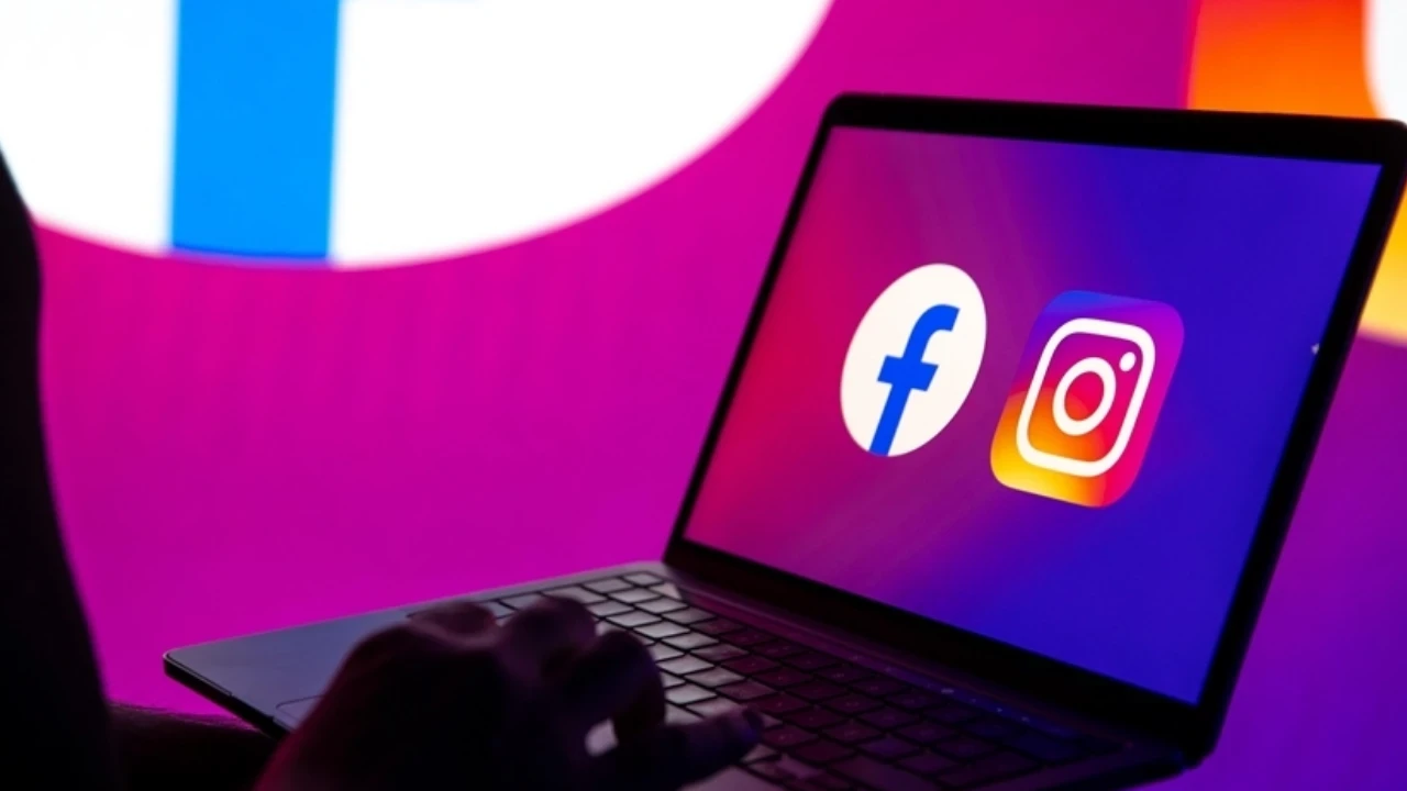 Instagram ve Facebook çöktü mü? Kullanıcılar erişim sorunu yaşıyor