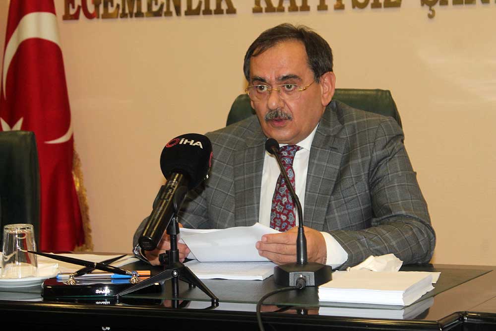 Büyükşehir Belediye Başkanı Samsun basınını hedef aldı