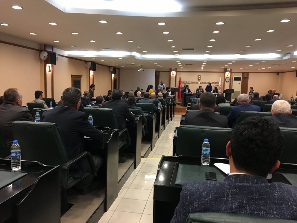Meclise santral tepkisi: Kaça sattınız bu vatanı?