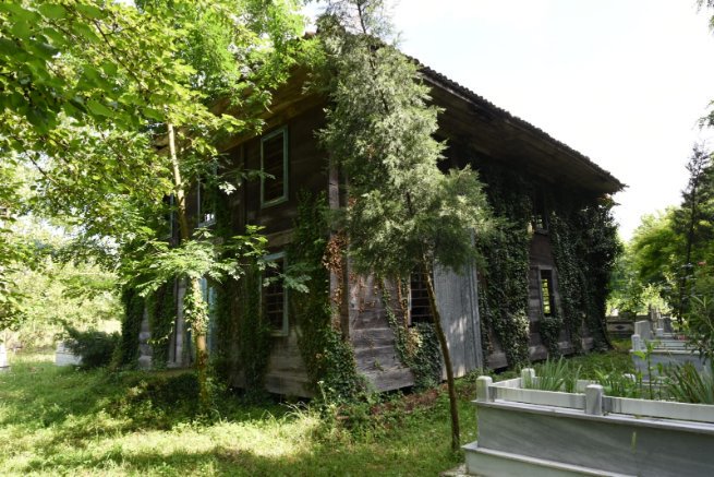 Tekkeköy ilçesinde tarihi saygısızlık
