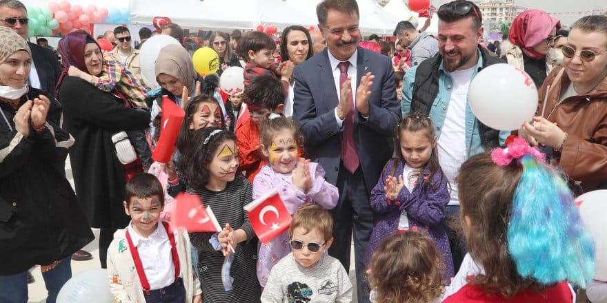 Dünya çocukları Atakum’da barışı resmetti