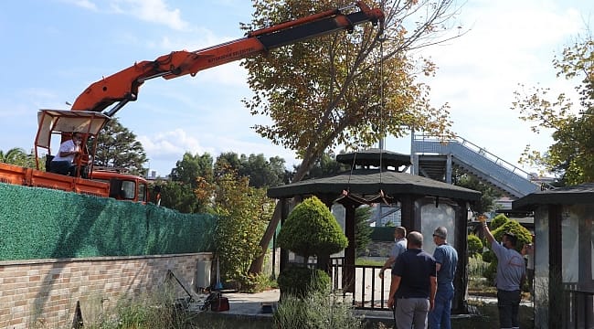 Yalı Kafe’de ihale zamanı