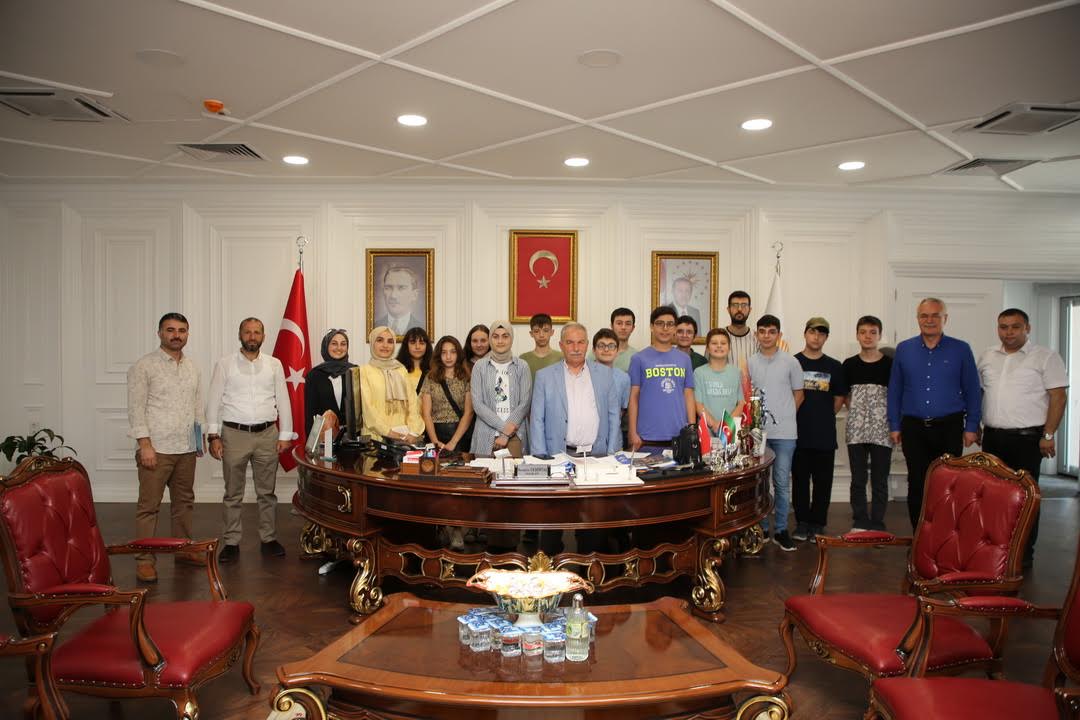 Başkan Demirtaş ile sevinçlerini paylaştılar