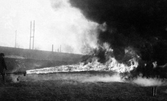 Wehrmacht’ın cehennem silahı: II. Dünya Savaşı’nı alevlere boğan makineler