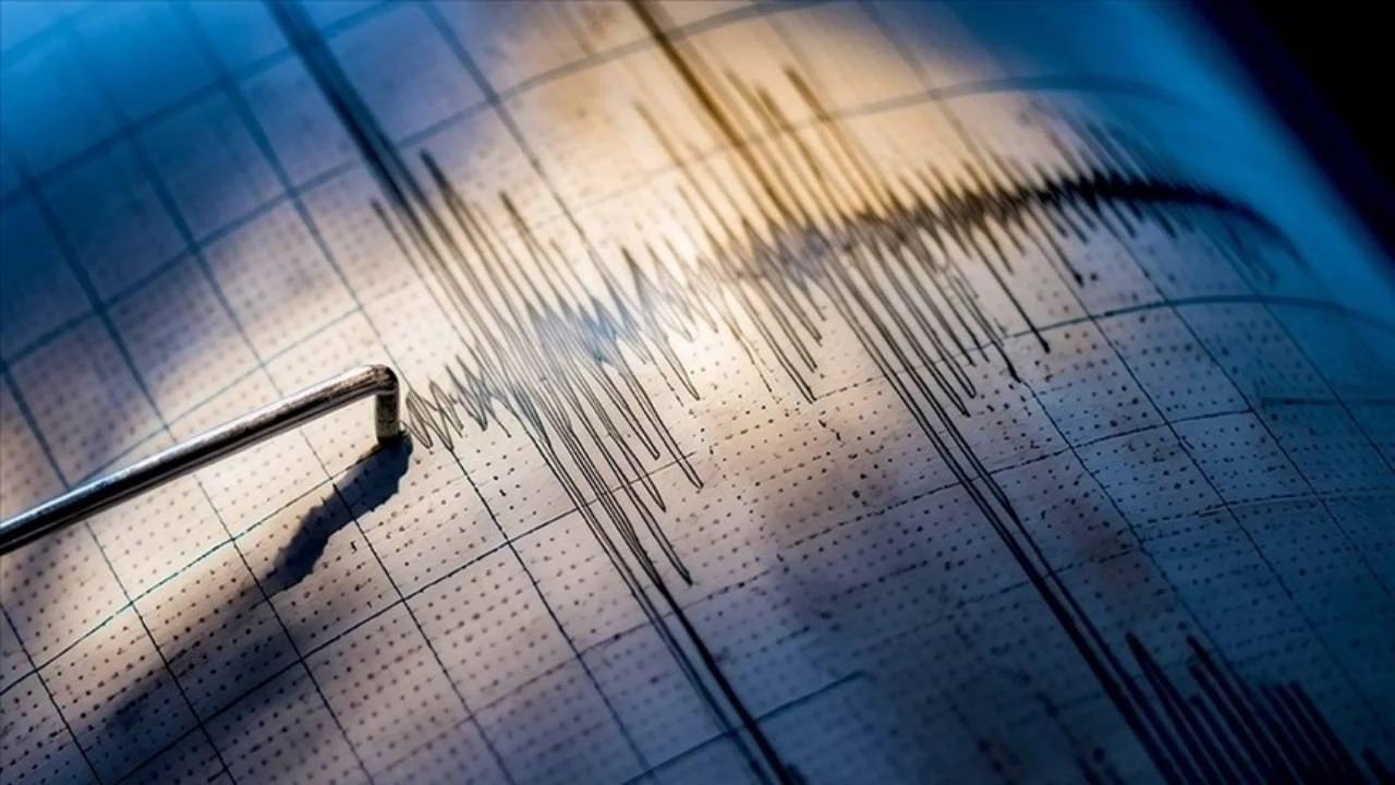 Korkutan deprem! Çanakkale sallandı…