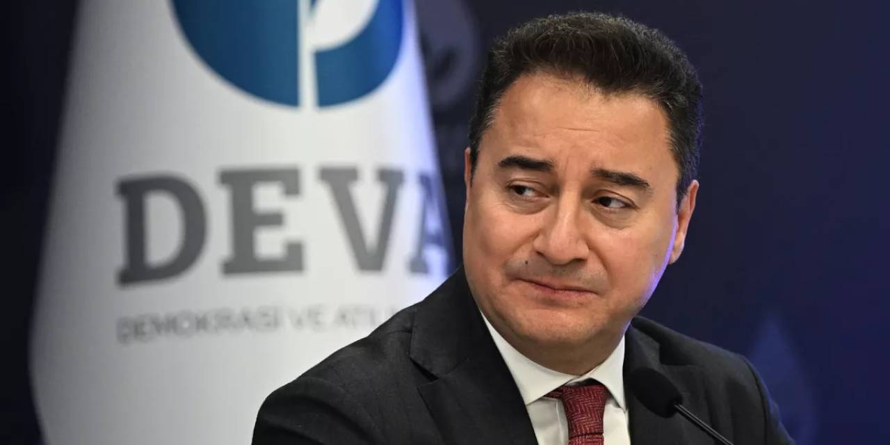Babacan “AKP’ye geçecek misiniz?” sorusunu yanıtladı