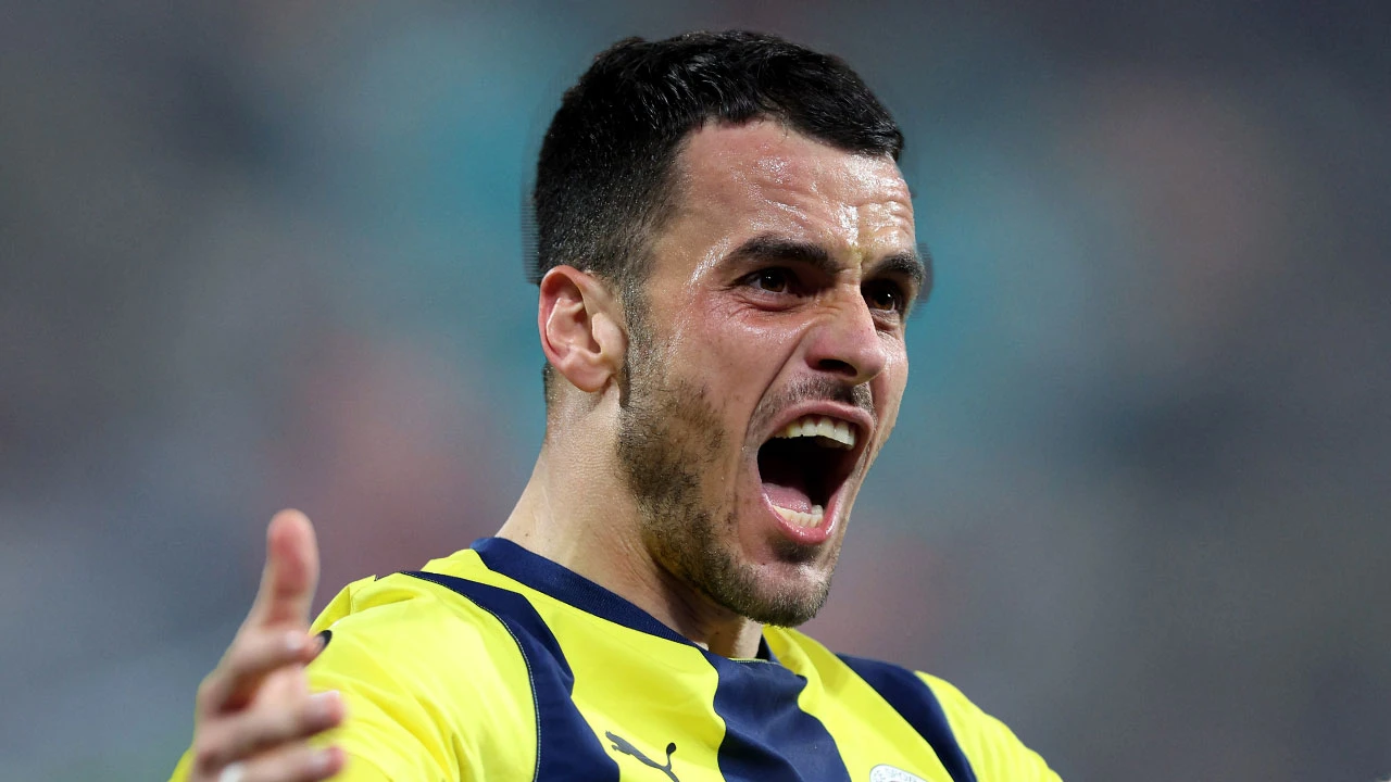 Kostic’in yıldızı yükseliyor! Fenerbahçe’nin solunu canlandırdı
