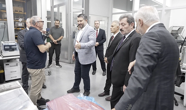 Bakan yardımcısı ve validen SAMPA’ya ziyaret: SAMPA Valisi projesi tanıtıldı